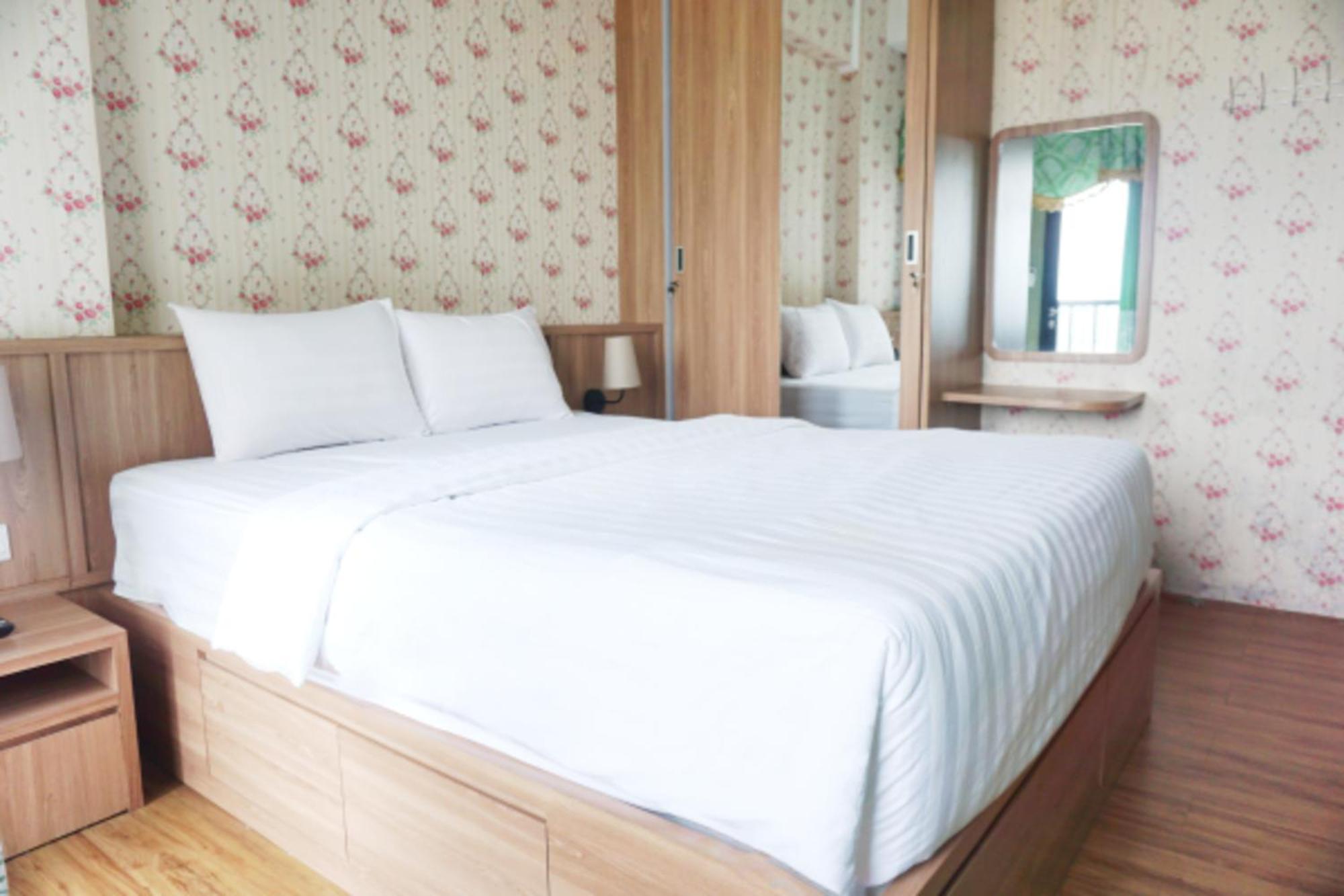 Cordova Suites Семаранг Екстериор снимка