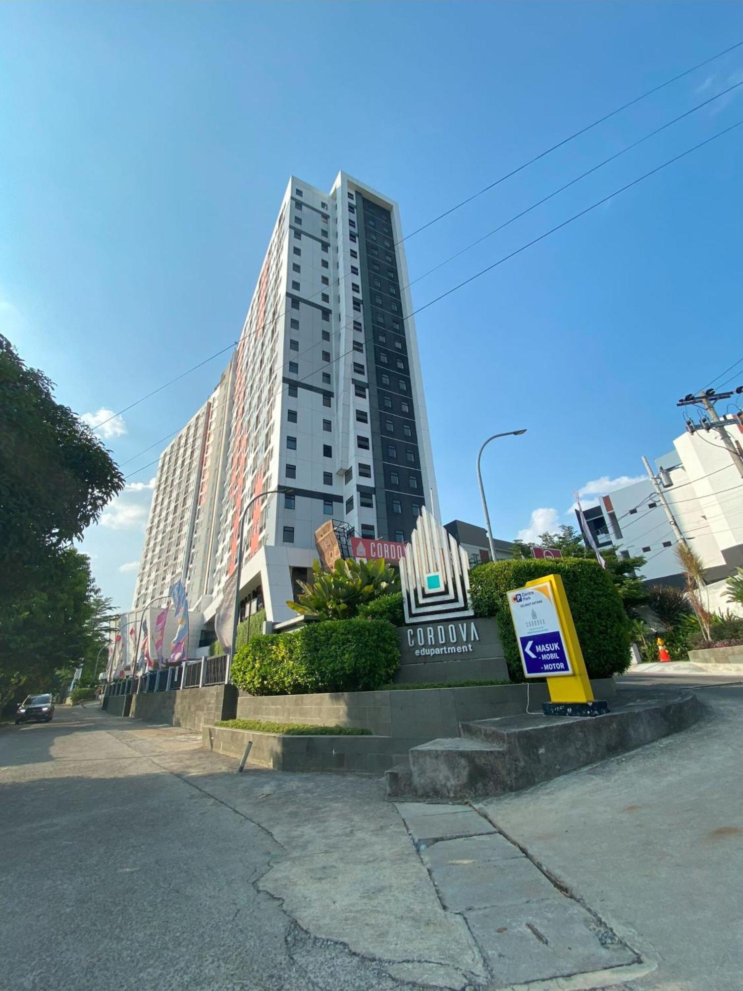 Cordova Suites Семаранг Екстериор снимка